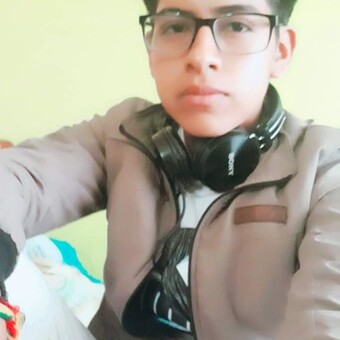 Jo̶n&aring;than Mo̶ral&euml;̶s