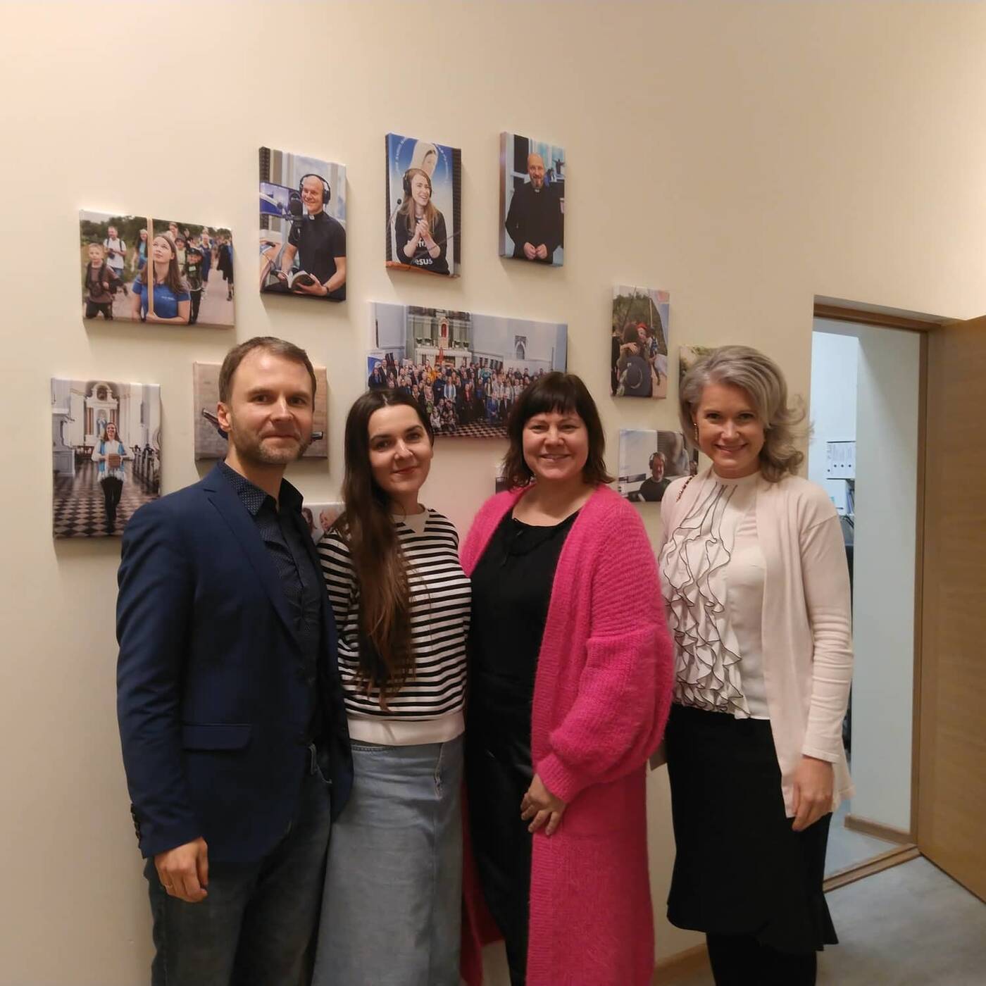 Ātrie randiņi. Par šī gada visromantiskāko pasākumu neprecētajiem kristiešiem | Rīta cēliens | RML S08E073 | Inese Brenča, Vija Kurpniece | Māris un Olga Veliki | 08.02.2023. episode artwork