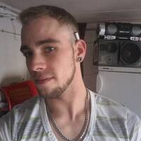 Dreiztes Bügelbrett #1 by JuciY