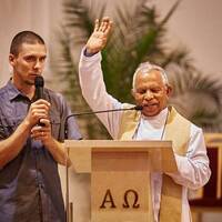 Duchovne cvicenia - p. Mariakumar a sr. Mary Pereira