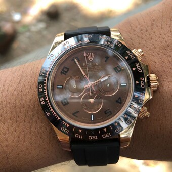 আলোয় আলোকিত