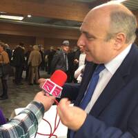 C gerard galpin maire sille 21 oct congres maires by Frequence Sillé