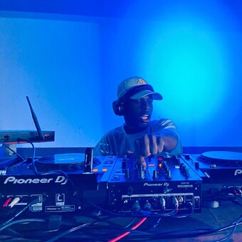 DJ CATERPILLAR S.A