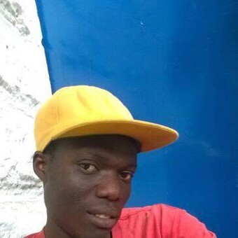 Omoshski Makago
