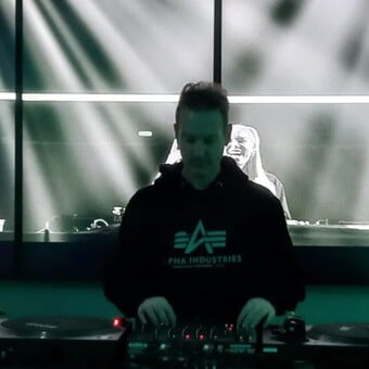 Sven-Oliver K&uuml;bler