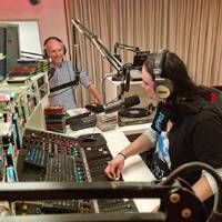 Ice Radio - Veronica Replicadag 2025 - Melson Zwerver &amp; Peter van Cappelle by Peter van Cappelle