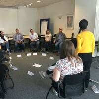 Brücken bauen für die Gründung by HAWK Radio