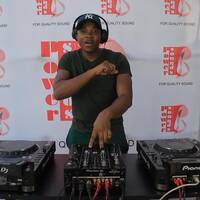 Feel the beat with DJ Lindz' ultimate dance tunes by Jr.twenty9'xi