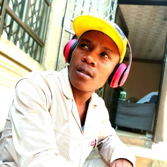 Musawenkosi Hlongwane