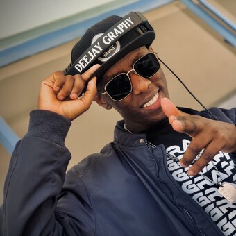 Deejay Graphy