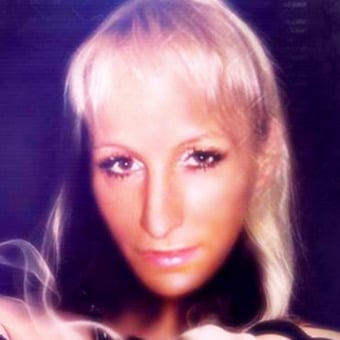 >>> Sunny Tekk - Bizarre Porn DNA -Out of Control Podcast   <<<    //  ONLY !!!  TECHNO !!!