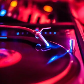 Krawal B&uuml;rschte