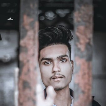 Vivek G&oslash;ur