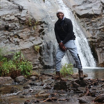 Vinny Manaka Manyakazi