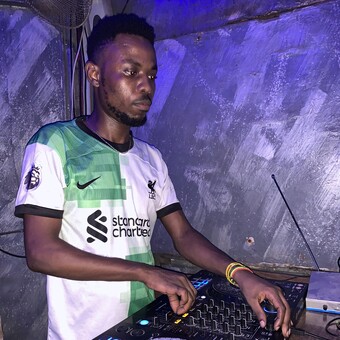 Deejay Monty Two Five Flow