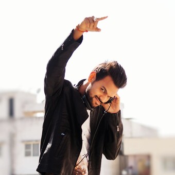 DJ San( Santosh Yadav)