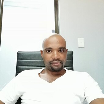 Robert Chuene
