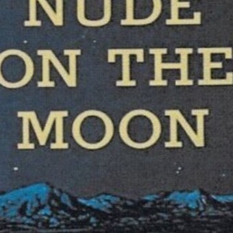 Nude On The M&oacute;on