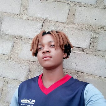 Winston T Rags Molepo