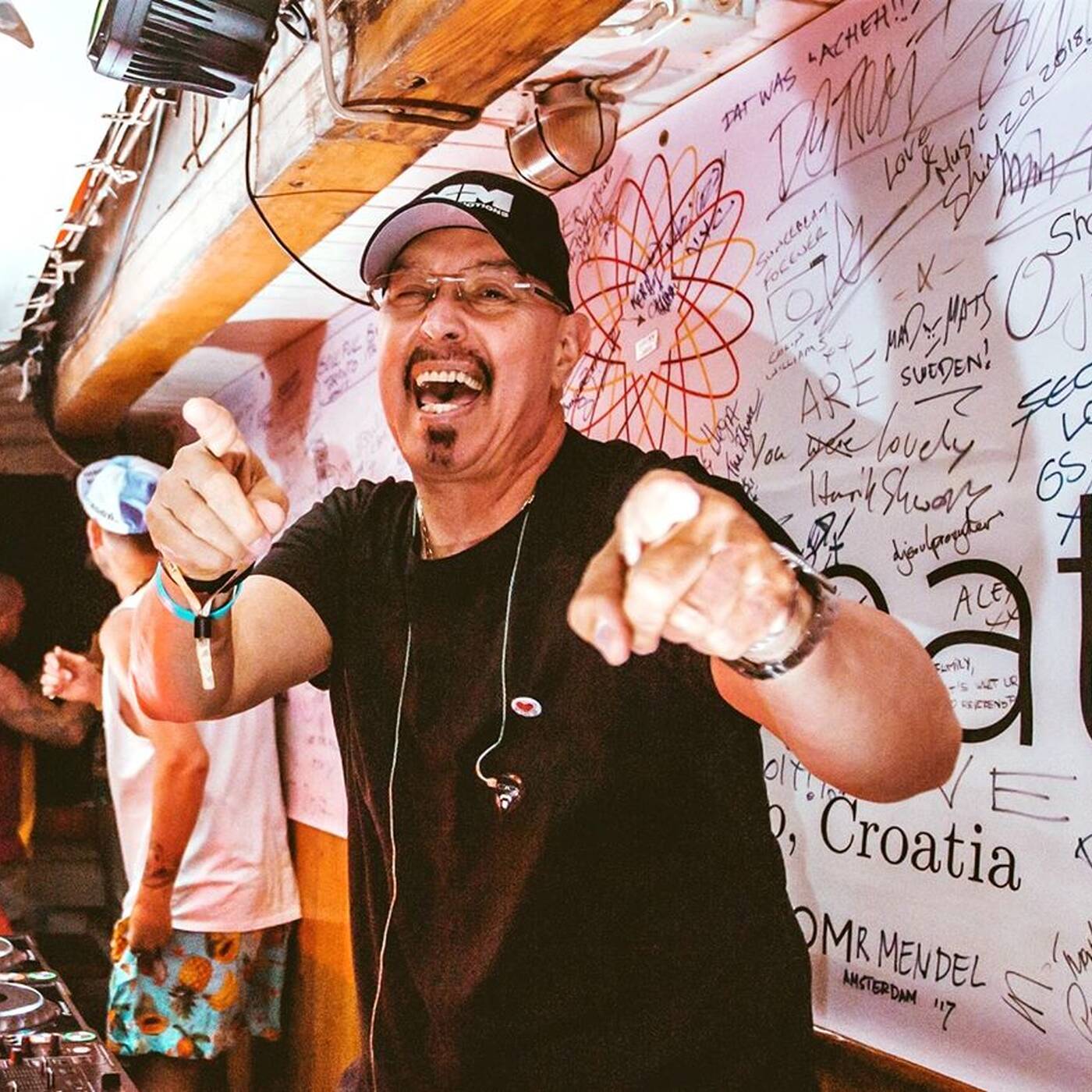 John Morales "M&M On The Road" on CRIB RADIO - November 23, 2019 episode artwork