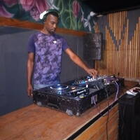 Chill &amp; Smoke @The Meat House Franchise Featuring Fugerhythmic Live by DES Podcast
