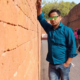 Mayur Kumar Bharati Khilari