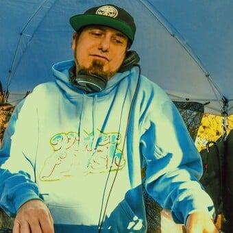 Jason Splat Deyarmin