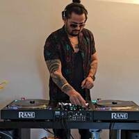 Pretty Girls Walk Remix - DJ Johnzz Disco Inferno Edit by Djj Johnzz