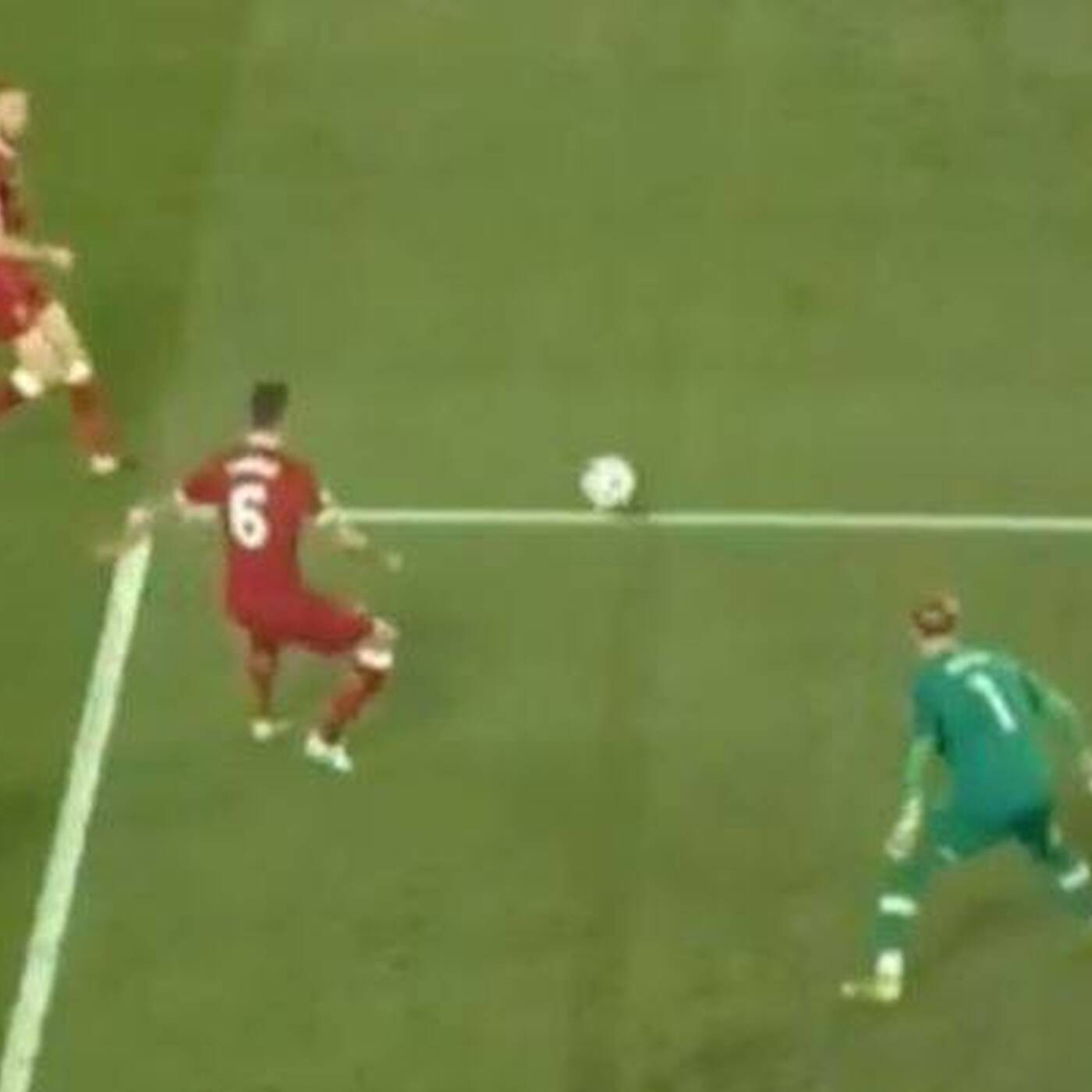 FOARcast S02E05 - Match Review - Liverpool vs Sevilla - Defensively Numb 2-2 You episode artwork