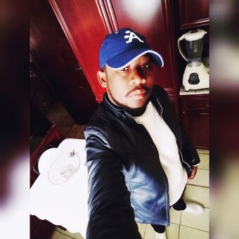 Uchronic Lipstar Mmela