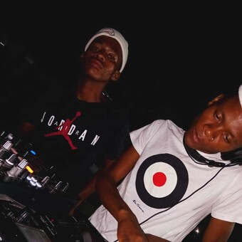 DE Moshkid x Dj Thuto