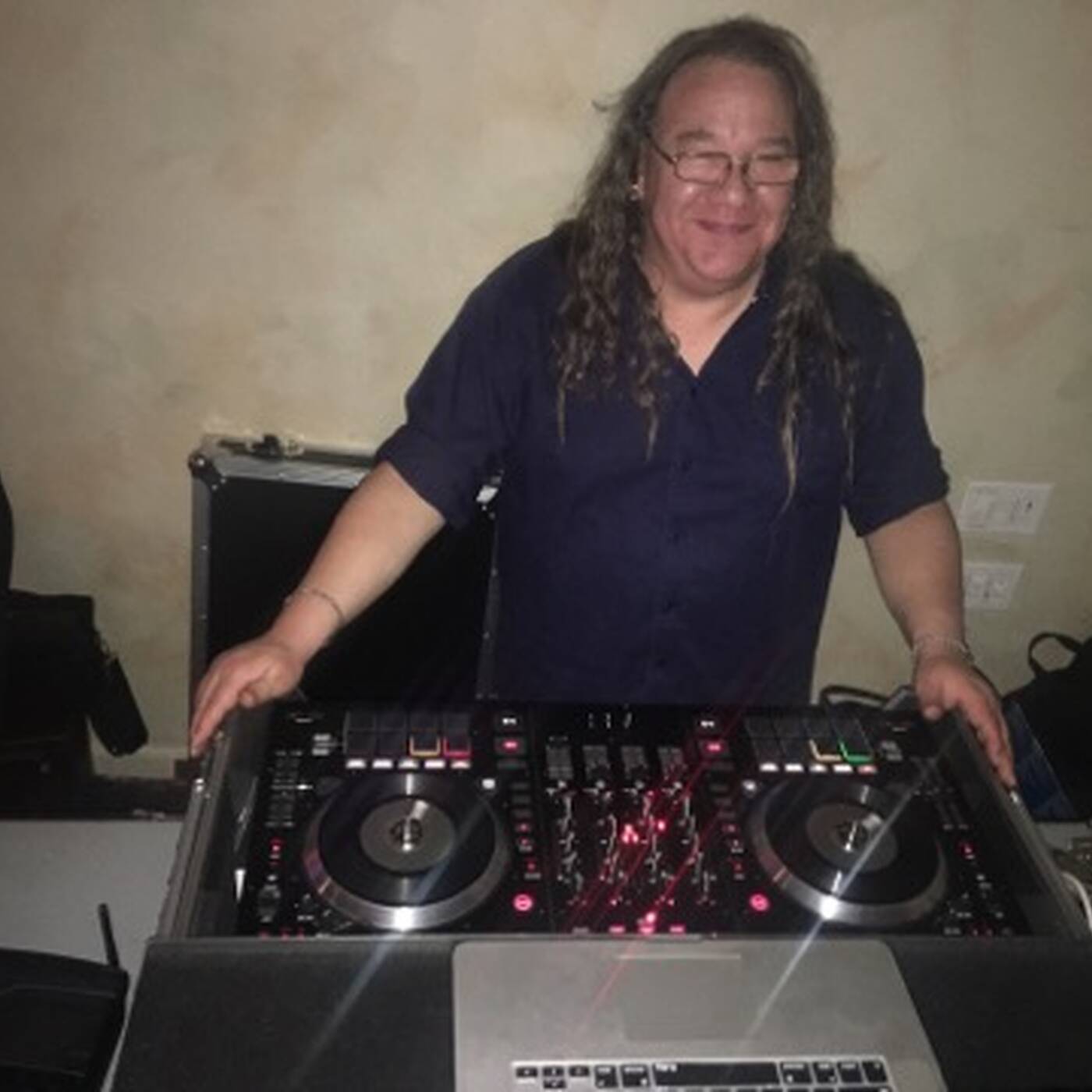 Mike Tapia's Sunset Sessions on CRIB RADIO - December 27, 2019 episode artwork