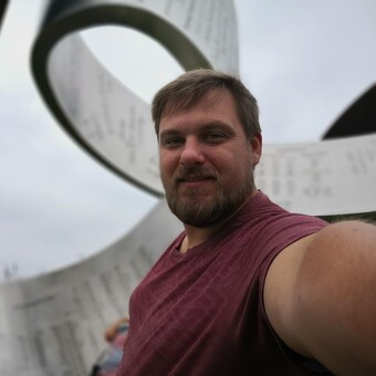 Pilipowski Tam&aacute;s