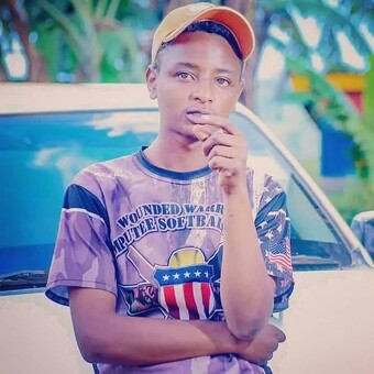 R&oslash;b&euml;rt&oslash; Ny&aring;sh