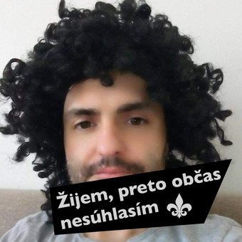 Peter Smol&aacute;rik