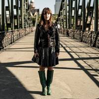 MELINA HEPP - Schauspiel, Theater, Talk Show - MELLI REDET MIT - Kunstverein Familie Montez - Frankfurt - [ GERMANY ] by Radio X Interviews