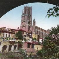 Albi, derri&egrave;re la carte postale...