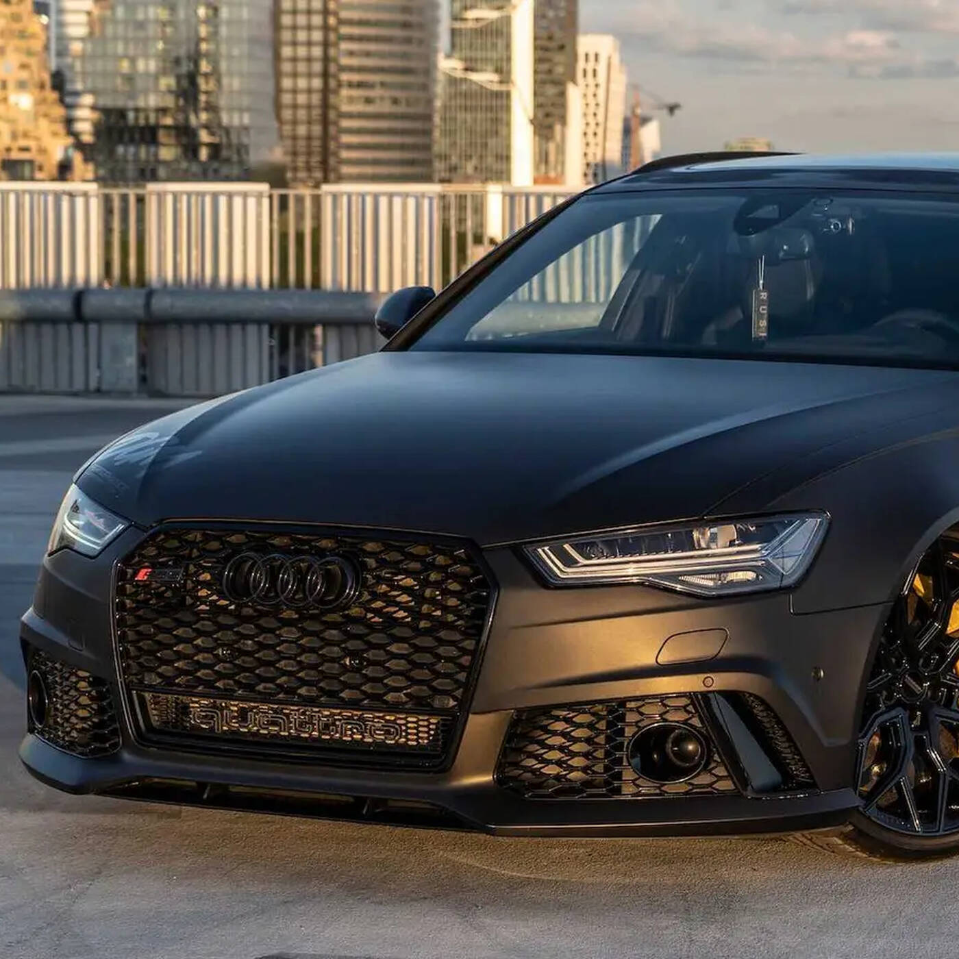 The Deep House Cave by Dj TuXxL (Univers DJ)