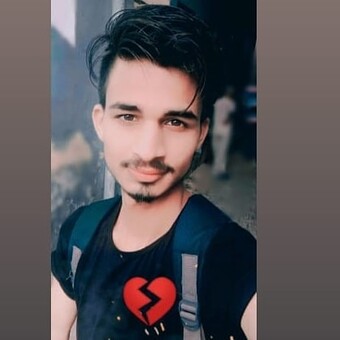 &Auml;k&auml;&scaron;h K&uuml;m&auml;ř