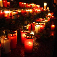 Innehalten für die ermordeten Menschen von Hanau by zwischen*funken