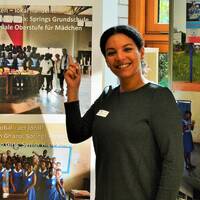 Im Gespräch No.14: Rachida Aouad - Lehrerin Carlo-Mierendorff-Schule Frankfurt - [deutsch] by HITA Radio