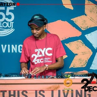 PapagoShanty L-pizzy Sithole