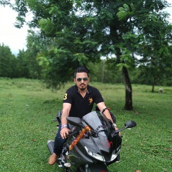 R&agrave;&aacute;z Pr&auml;dh&acirc;&ntilde;