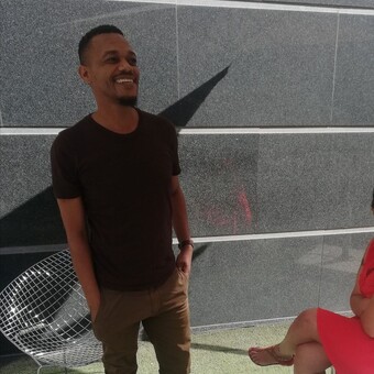 Mandla Zwelendaba