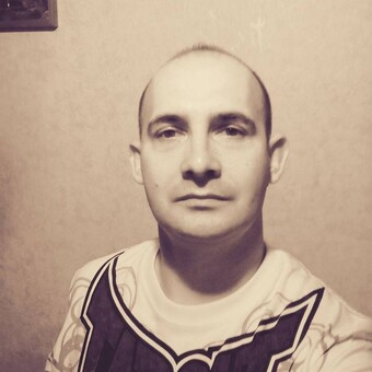 Dik&oacute; S&aacute;ndor