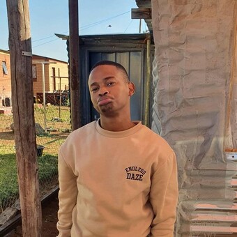 Ofentse Cwinyane