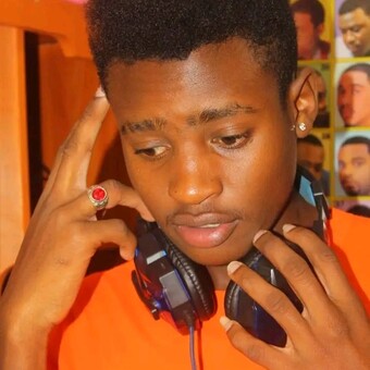 DJ TRIPPLE TROUBLE
