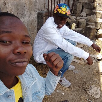 D&agrave;ll&acirc;s k&uacute;sh