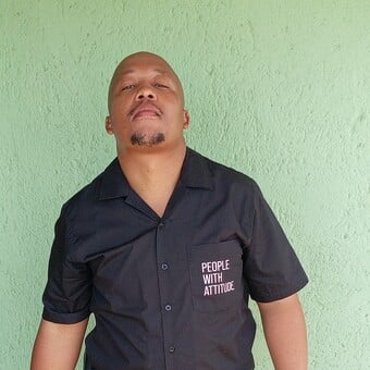 Abuti Johnny Capelo