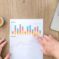 Мировые цены на нефть эталонных марок падают на торгах by BUSINESS FM